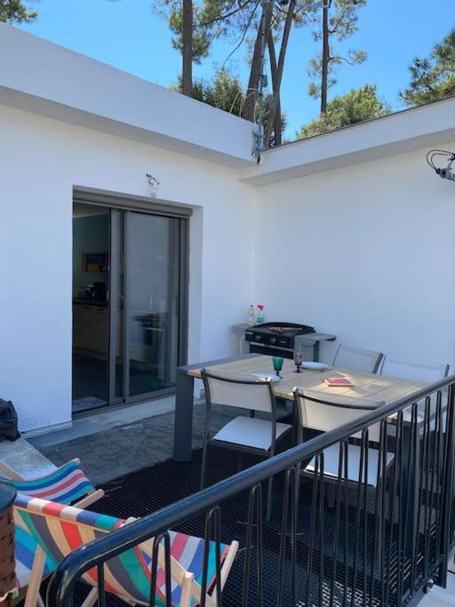 Guest House Dans Le Parc A 400M De La Mer Saint-Georges-de-Didonne Exterior photo